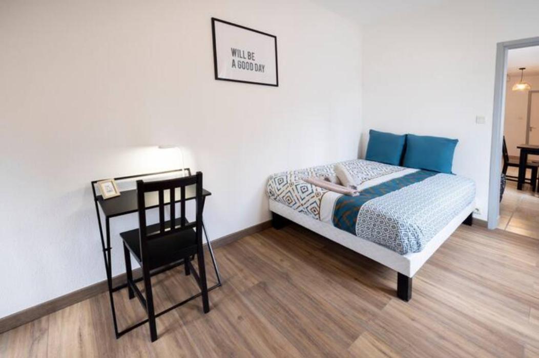 Ld - Location Montlucon Appartement Buitenkant foto