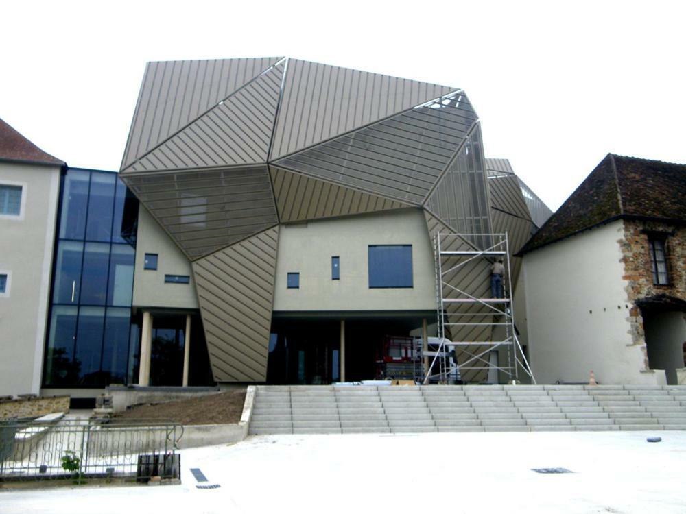 Ld - Location Montlucon Appartement Buitenkant foto
